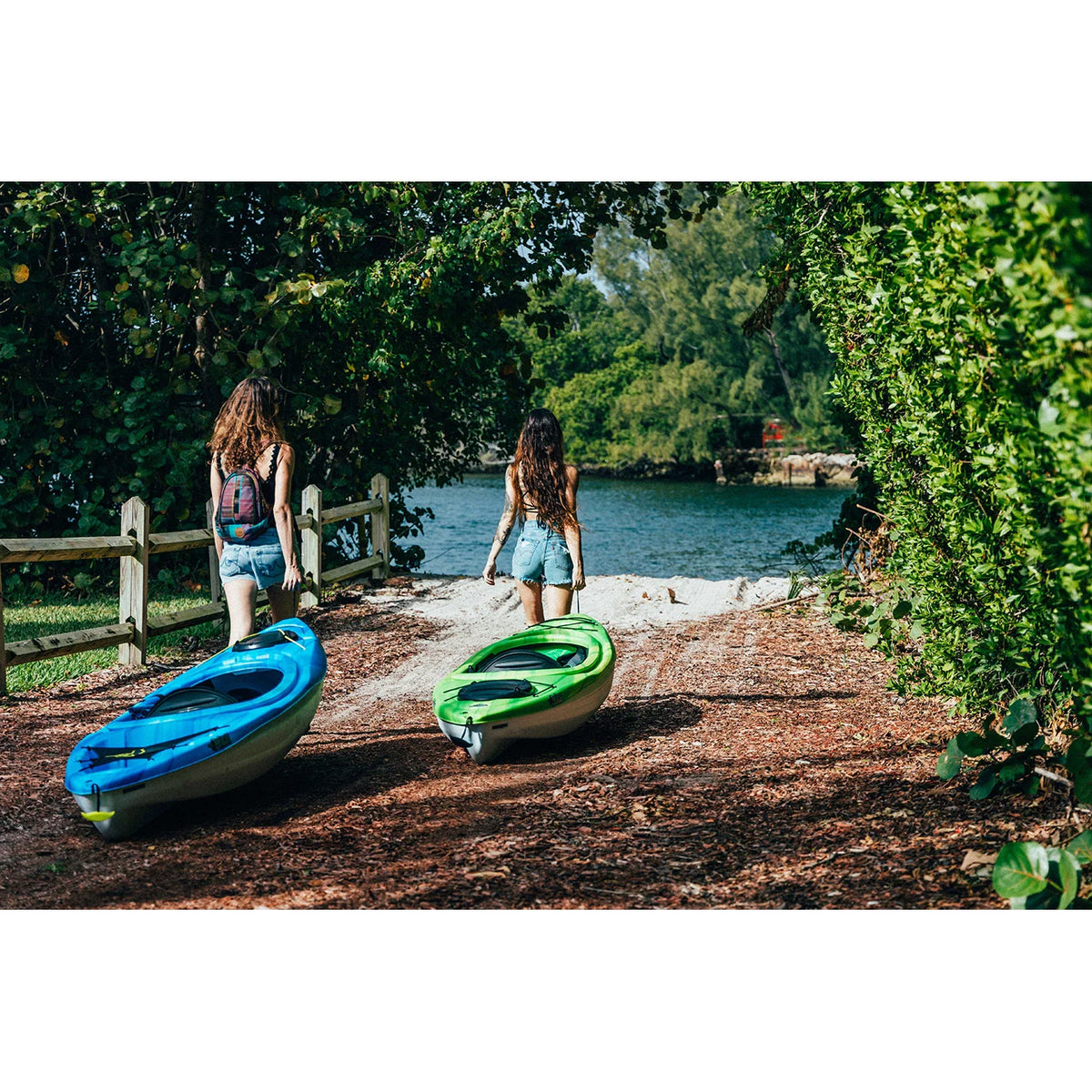 Sit-in Recreational Kayak 10 ft Fade Deep Blue White J972