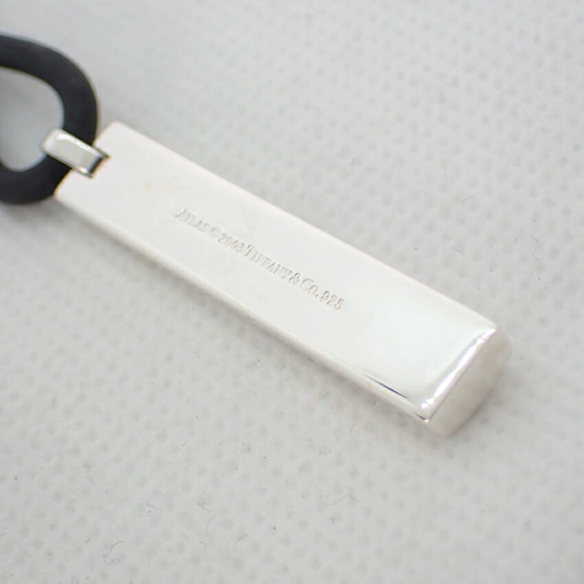 925 Rubber Atlas Bar Pendant U506411