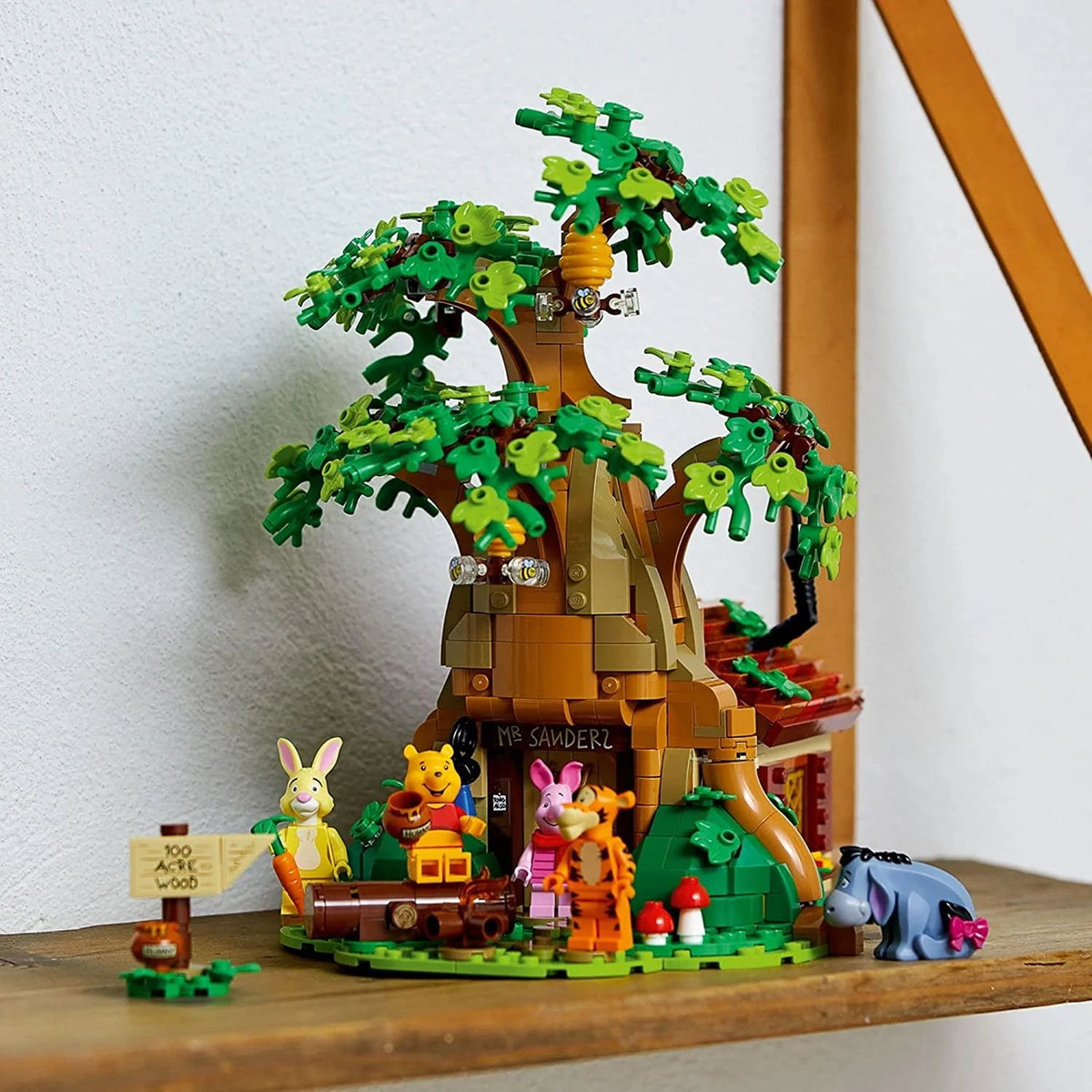 Building Set with Minifigure O1679