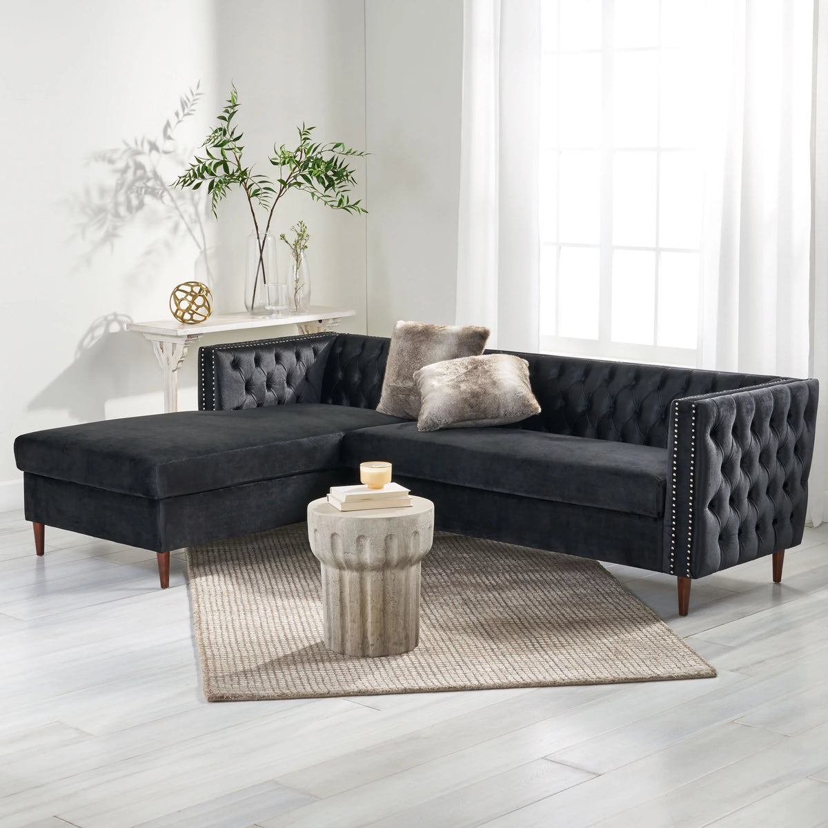 Black Velvet Sectional Sofa with Storage Chaise Q272449