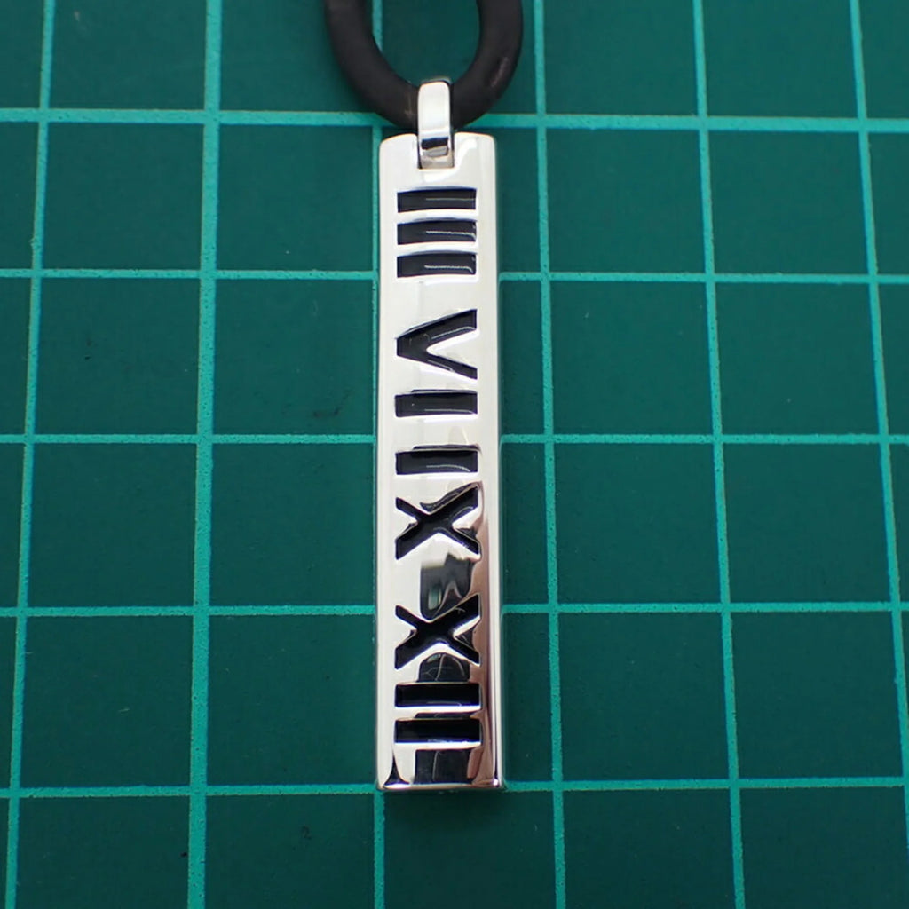 925 Rubber Atlas Bar Pendant U506411