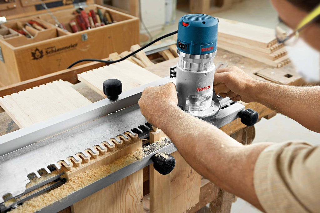 12 Amp 2-1/4-Horsepower Plunge and Fixed Base Router W461824