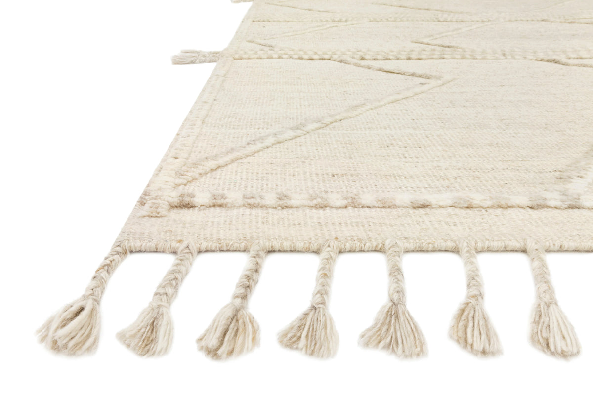 Beige Ivory 5'6 x 8'6 Rug H3029