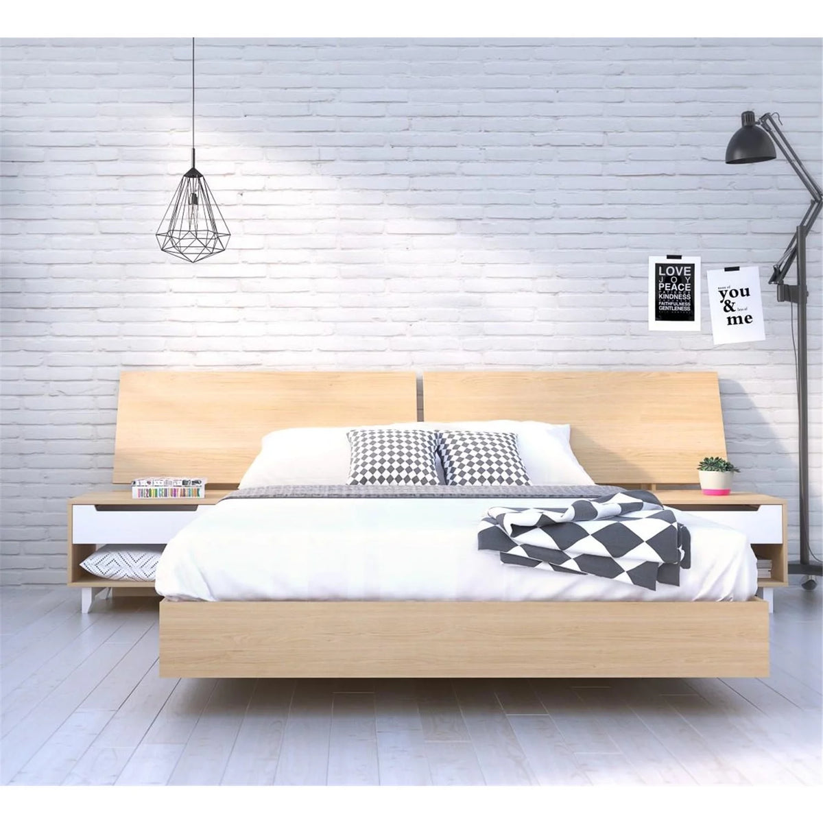 Queen Size Bed V807942