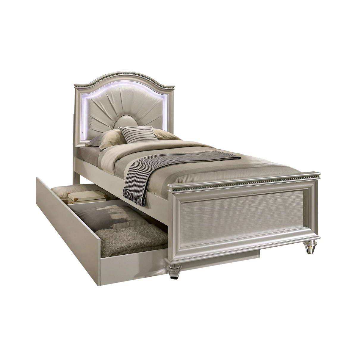 Pearl White Upholstered Panel Bed Full Z716102