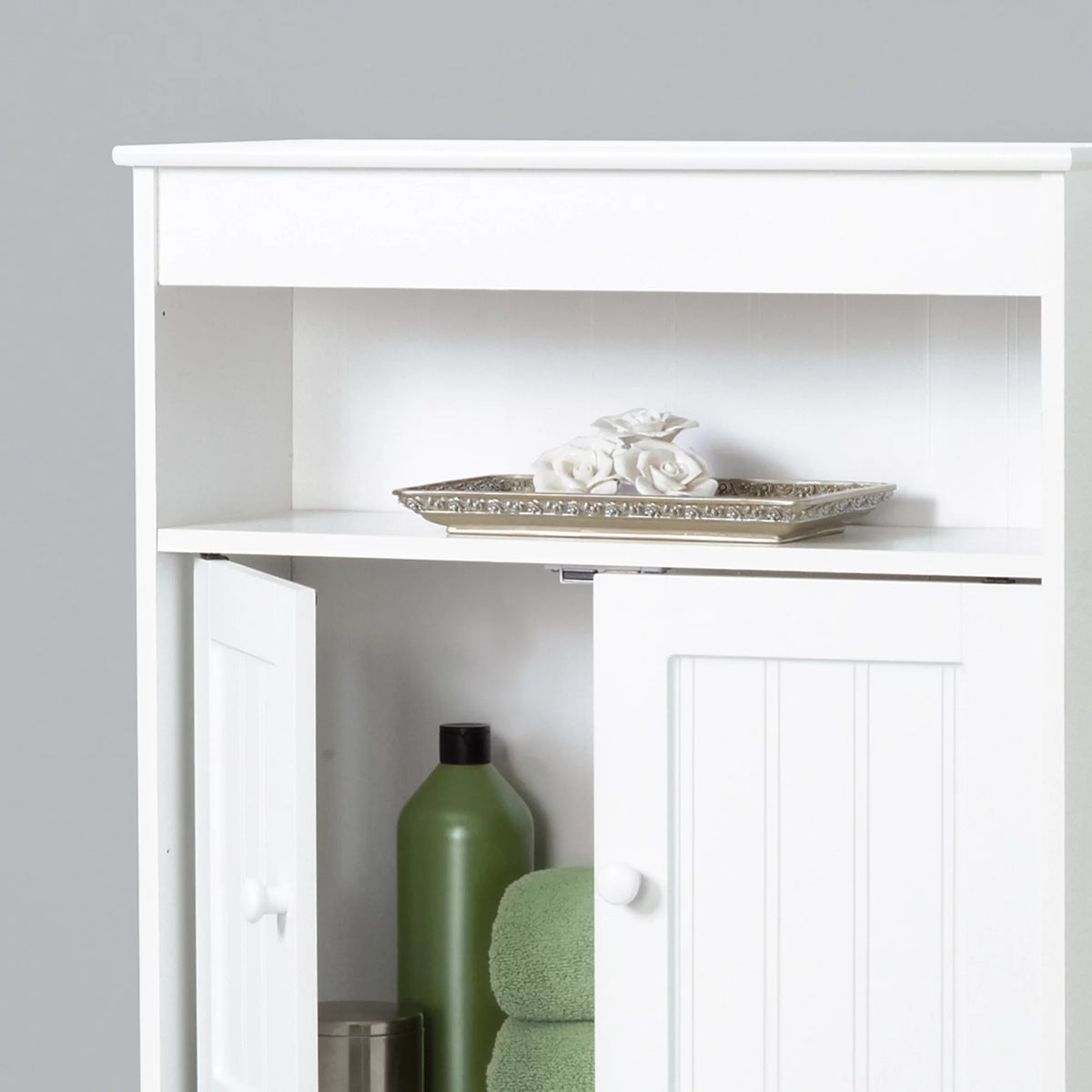 White Bathroom Spacesaver with Cabinet and 3 Shelves F10077