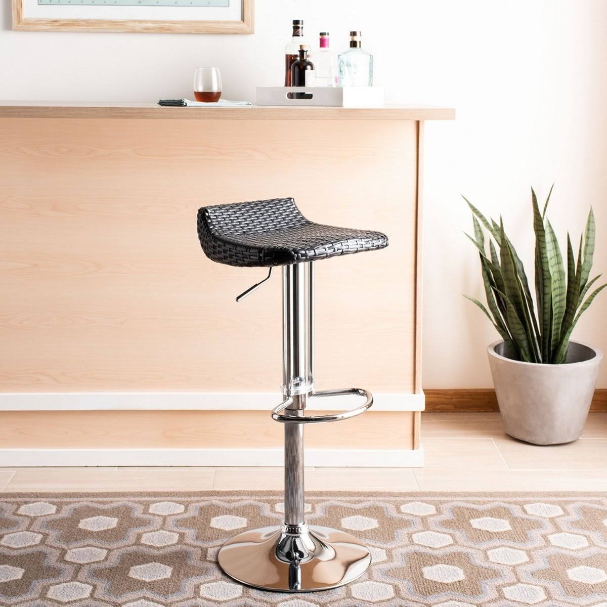 Wicker Natural Swivel Bar Stool B958
